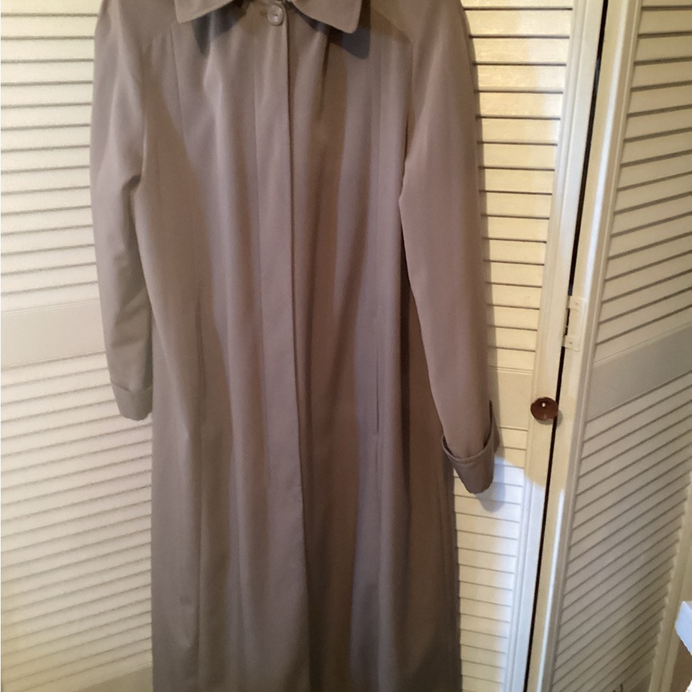 Fleet Street vintage ladies beige trench coat size 14, reduced